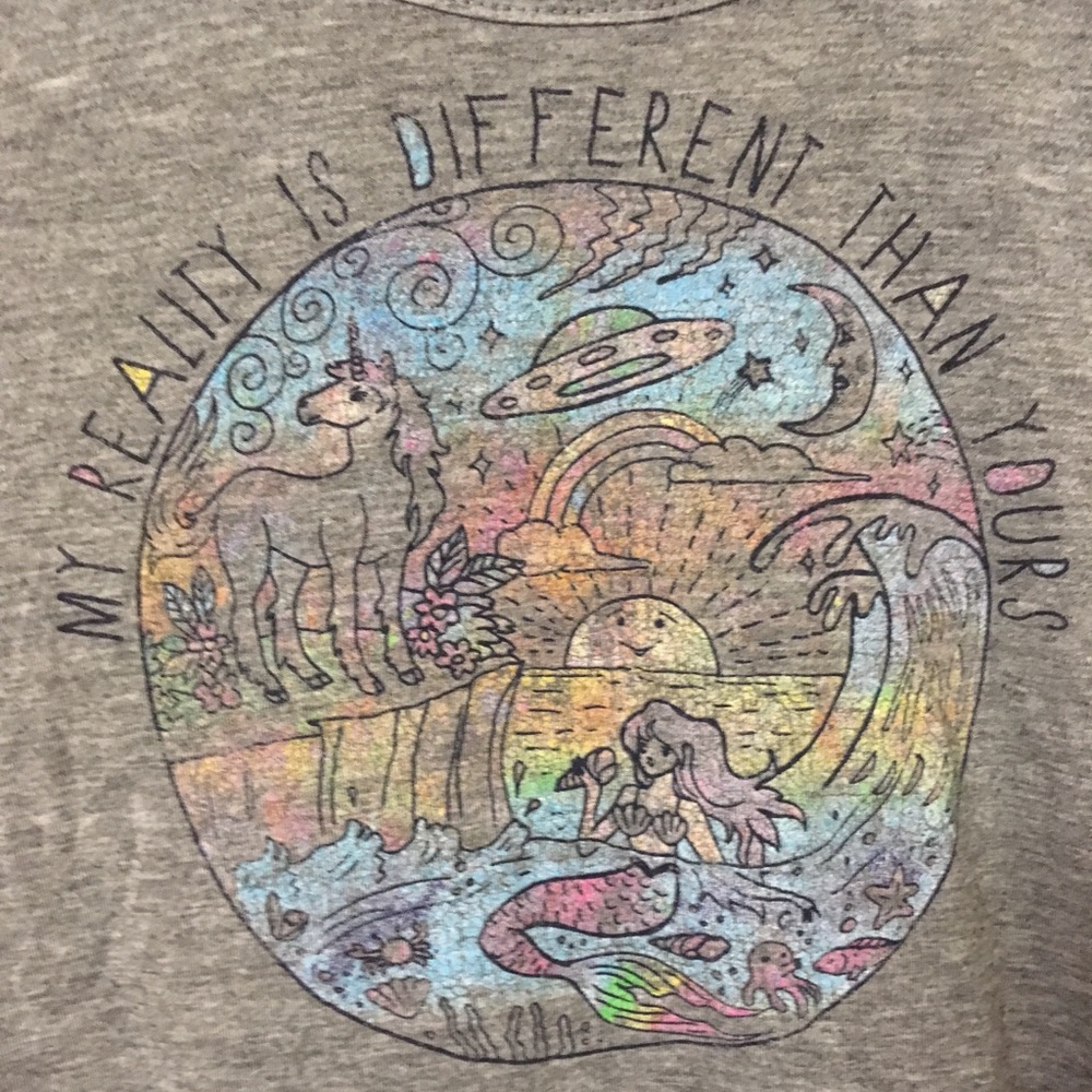 Gray graphic tank/tee